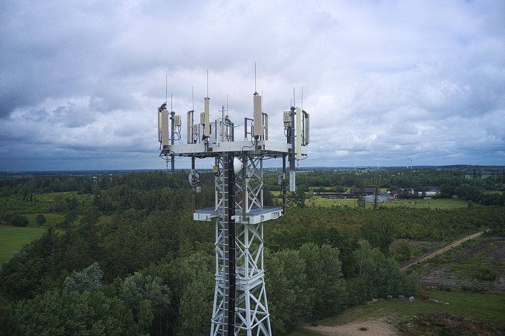 5Gタワー 
