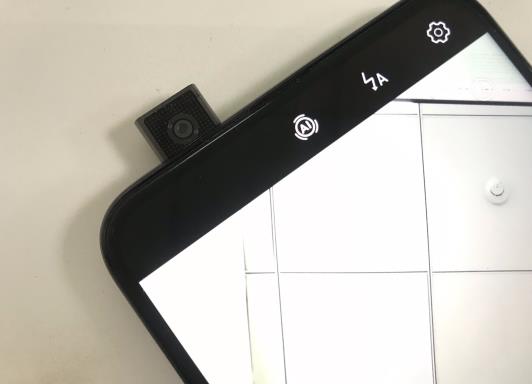 Huawei y9s front camera.jpg